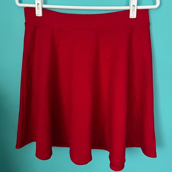 EUC Disney Flirty Pull-on Mini Skirt with Minnie Mouse Pattern - Picture 1 of 7